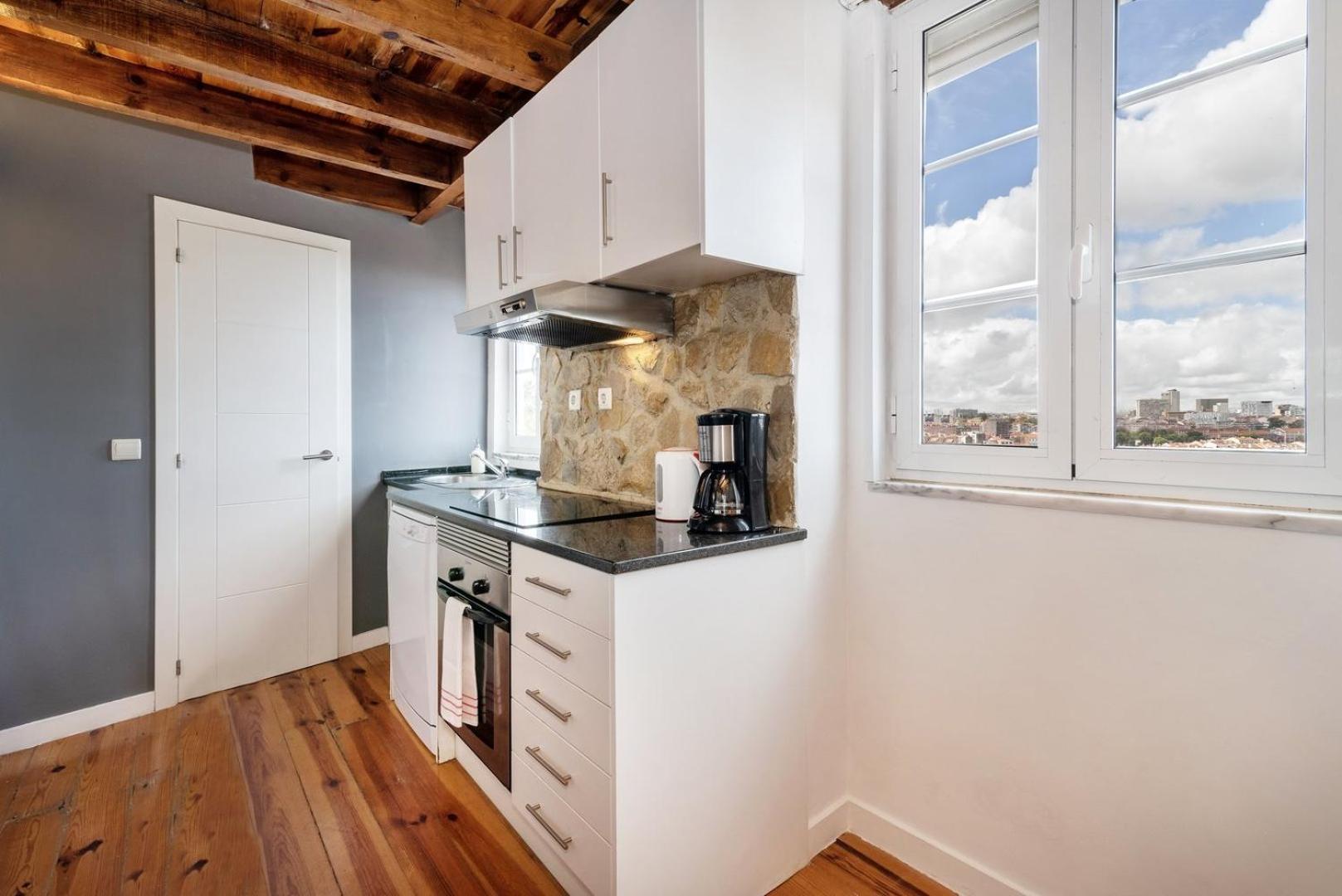 Guestready - Fantastic Rustic Duplex With Terrace Lejlighed Lisboa Eksteriør billede