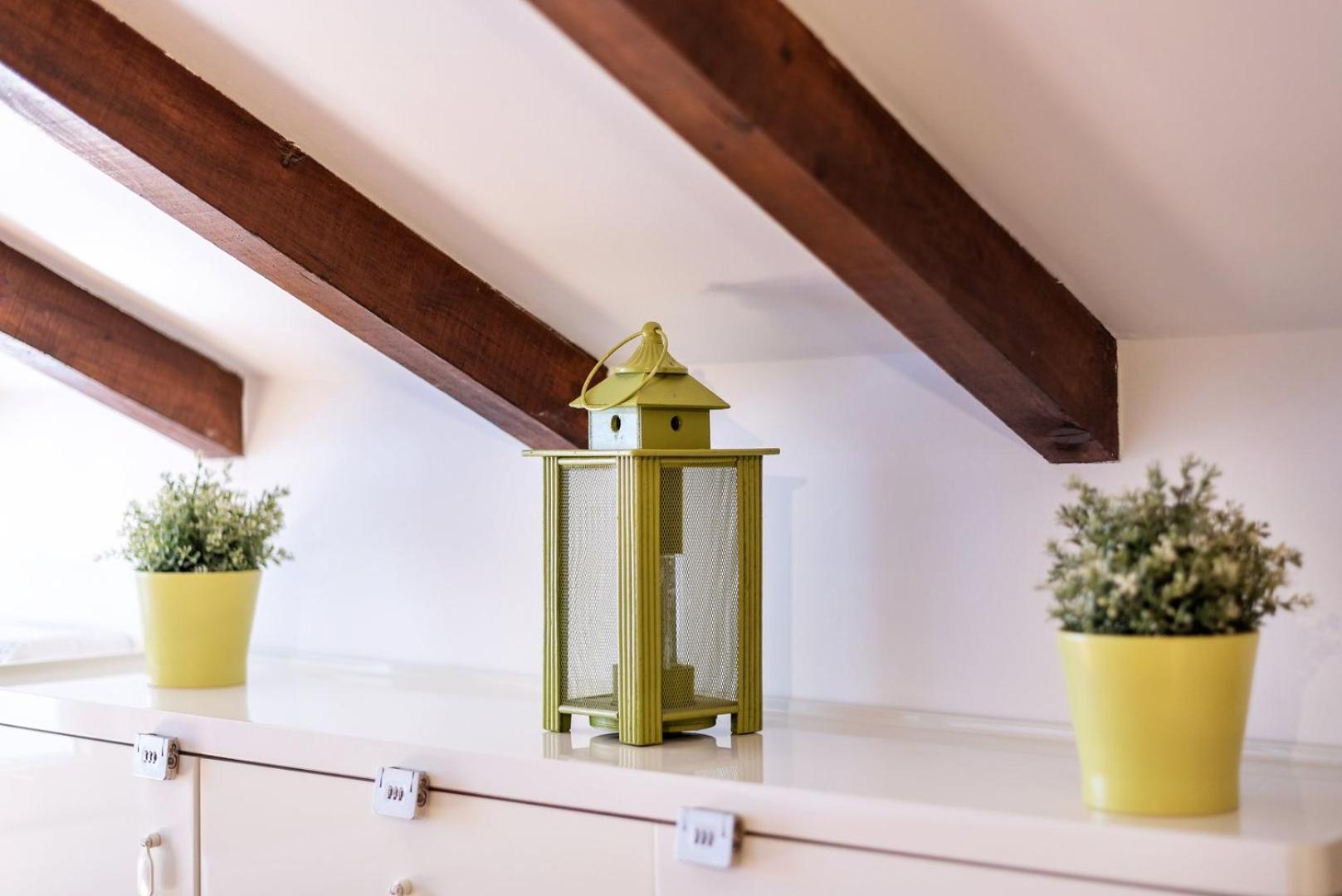 Guestready - Fantastic Rustic Duplex With Terrace Lejlighed Lisboa Eksteriør billede