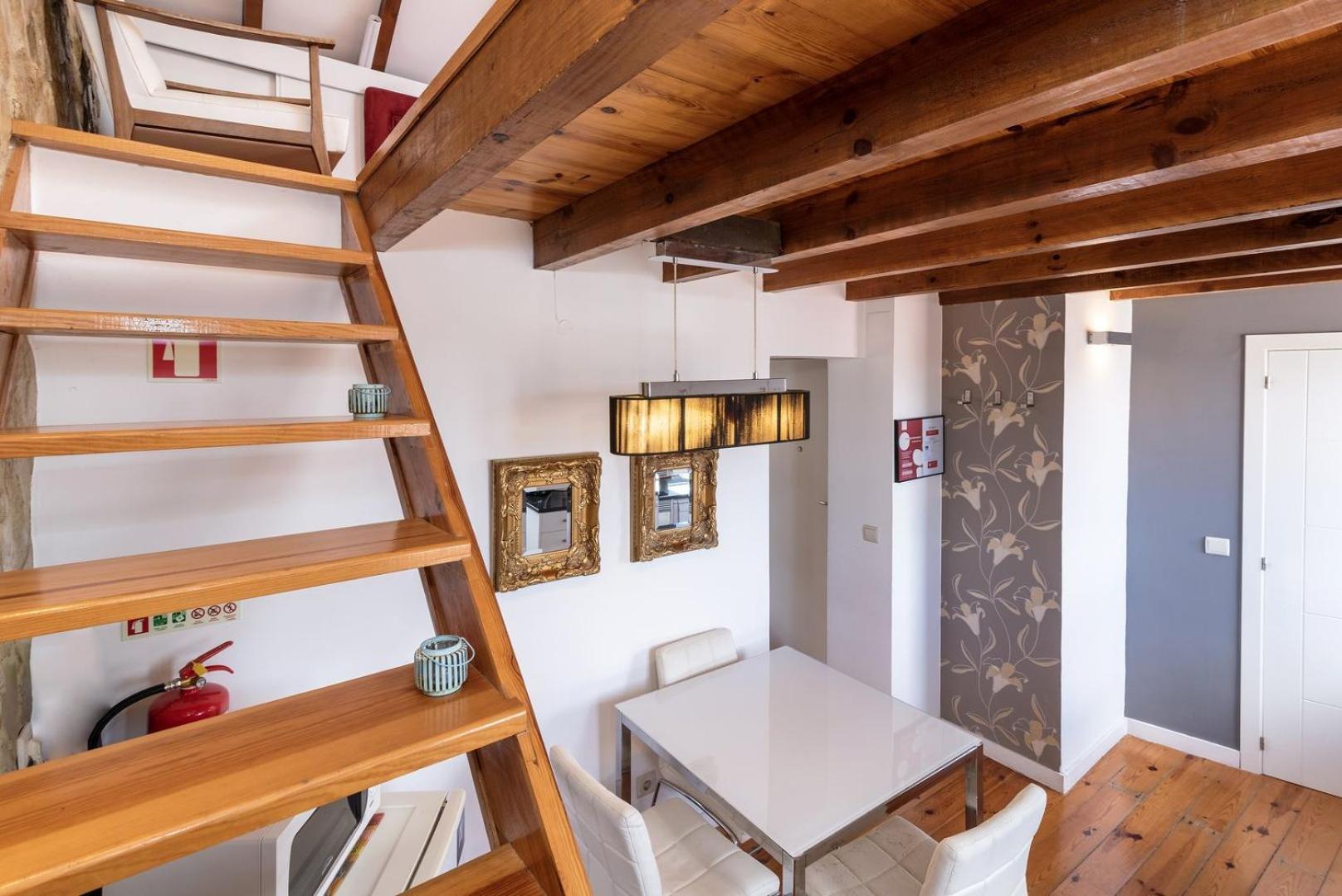 Guestready - Fantastic Rustic Duplex With Terrace Lejlighed Lisboa Eksteriør billede